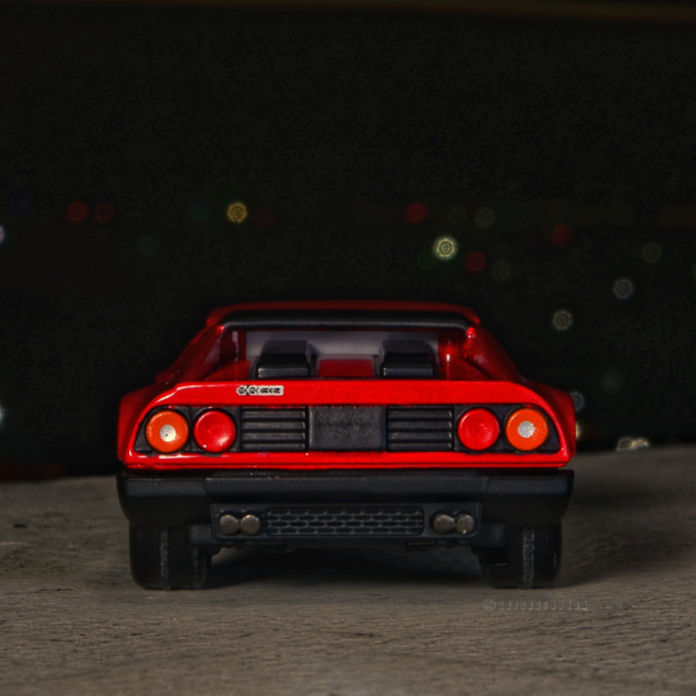 Illustration for article titled Ferrari Friday - Tomica Premium 512 BB